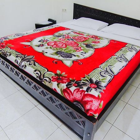 Hotel Bandara Asri Kalasan Buitenkant foto