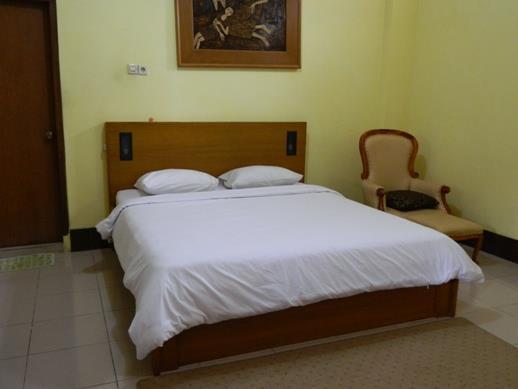 Hotel Bandara Asri Kalasan Buitenkant foto