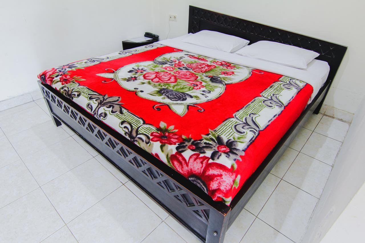 Hotel Bandara Asri Kalasan Buitenkant foto
