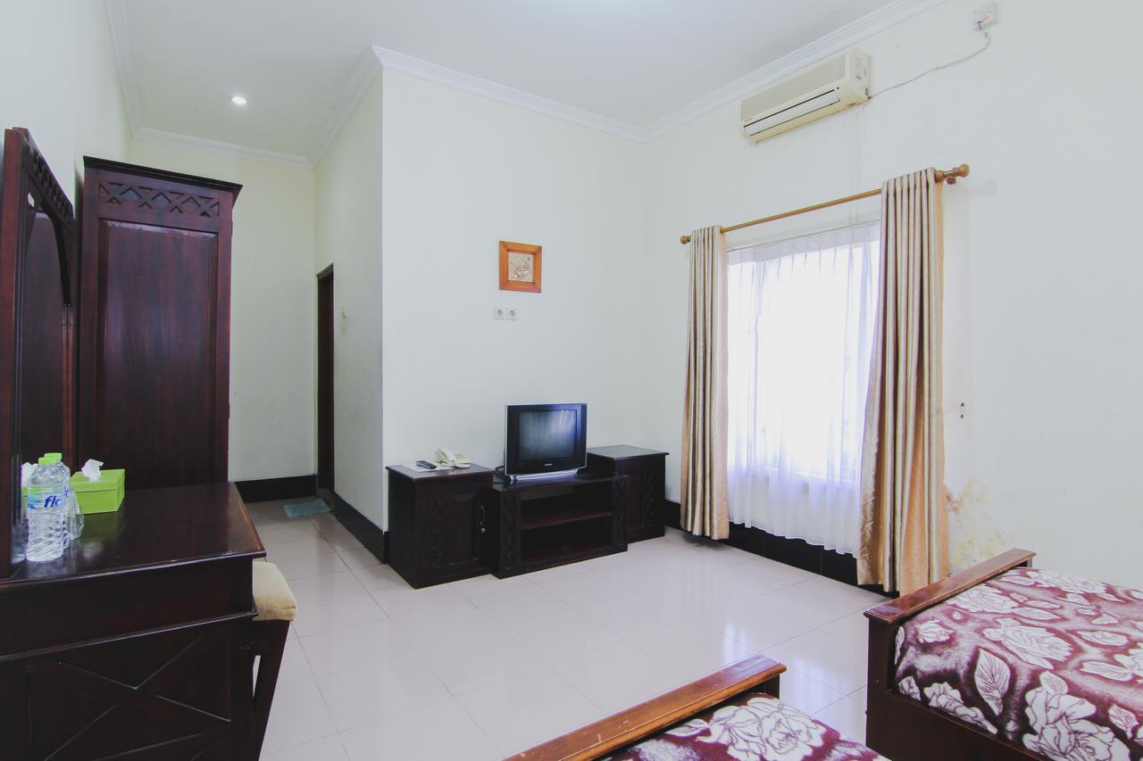 Hotel Bandara Asri Kalasan Buitenkant foto