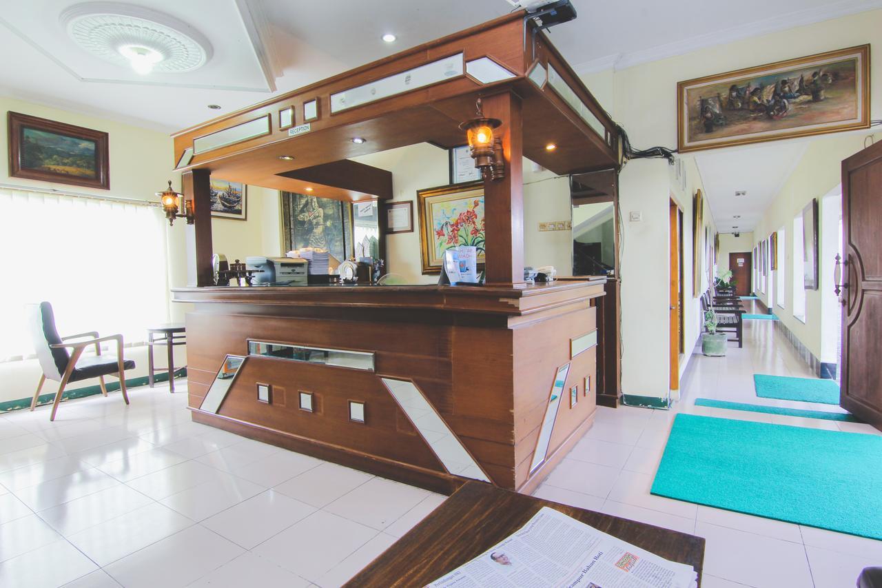 Hotel Bandara Asri Kalasan Buitenkant foto